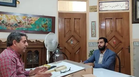 نشست صمیمی شورای انجمن خوشنویسان شهرستان ساوجبلاغ با مسئول کمیسیون فرهنگی شورای اسلامی شهر هشتگرد