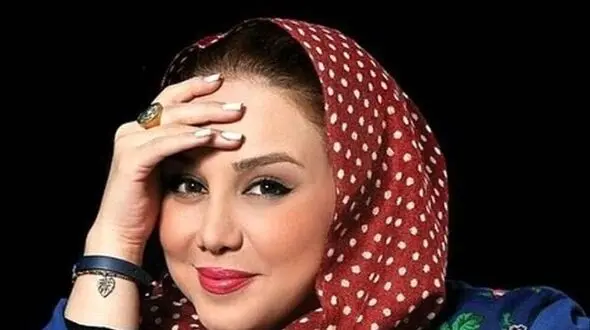 فیلم / خبر خوش بهنوش بختیاری روی آنتن زنده به پژمان بازغی؛ «سال دیگه با نی نی خودم میام!» +ویدیو