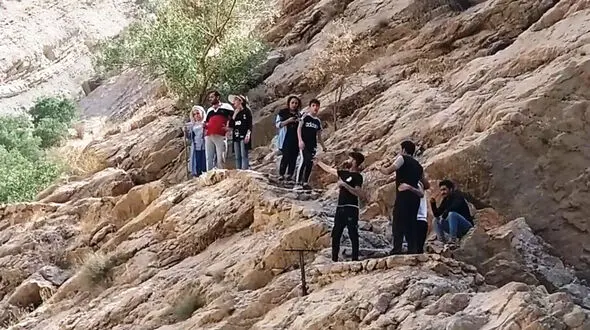 ۳ گردشگر ناپدید شده در آب ملخ سمیرم پیدا شدند