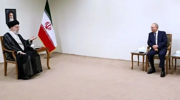 پوتین با رهبر معظم انقلاب دیدار کرد