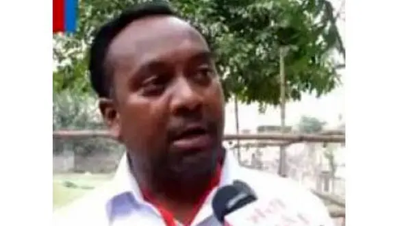 گریه های سیاستمدار هندی برای 5 رای در انتخابات +عکس