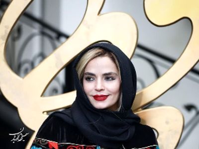دکوراسیون مجلل و باکلاس منزل سپیده خداوردی بازیگر سریال اجل معلق/ مبلمان چستر، گل و گیاه آپارتمانی برگ انجیری، چراغ دیواری دکوراتیو و...