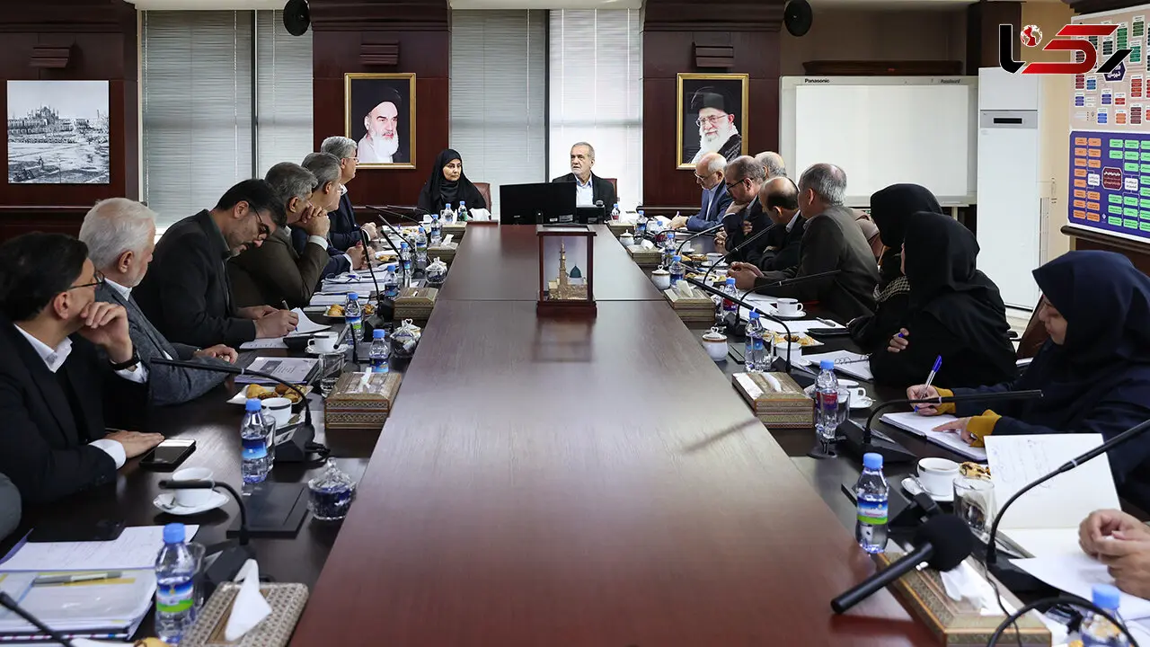 پزشکیان به وزارت راه و شهرسازی رفت