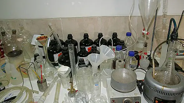 افشای راز لابراتوار شیشه یک مرد در رشت