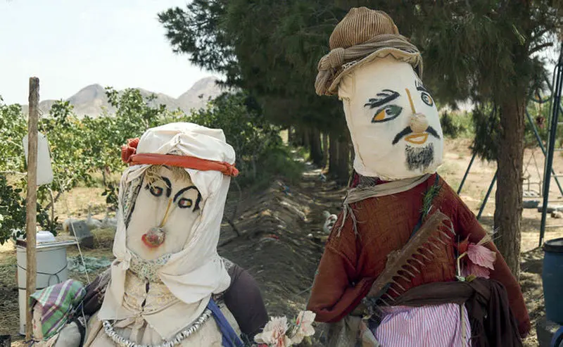 مزرعه عروسک‌ها، جاذبه گردشگری در دل کویر | ببینید