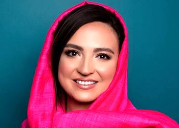 جدیدترین عکس های گلاره عباسی با استایلی تازه / خانم بازیگر با این استایل وقار و اصالت زن ایرانی را نشان داد !