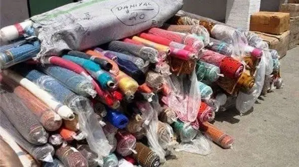 تعزیرات مرد قاچاقچی پارچه در کوهدشت را نقره داغ کرد