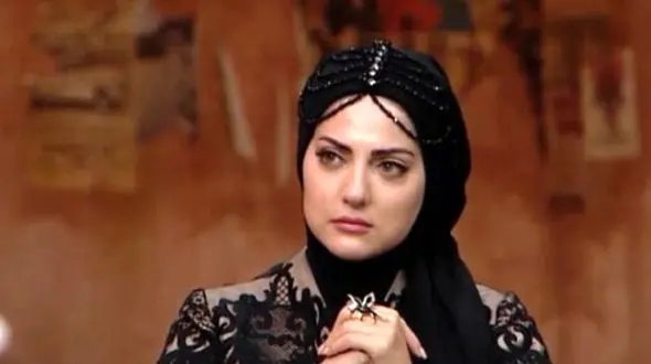 هلیا امامی: من برادرم رو وقتی 8 سالش بود جلوی چشم خودم از دست دادم / گریه خانم بازیگر اشک همه را در آورد