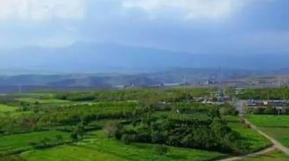 دو چهره از زیبایی ایران