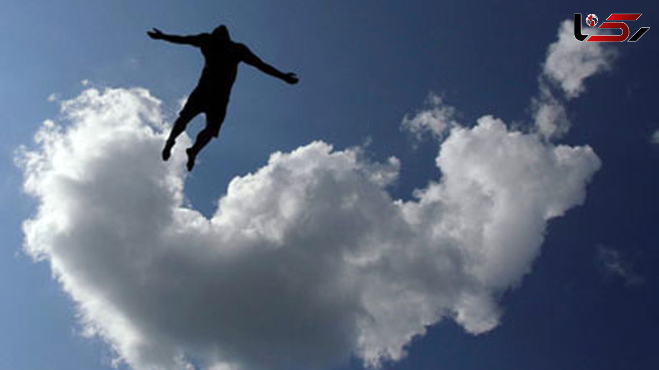 ببینید /  لذت پرواز انسان در میان ابرها + فیلم