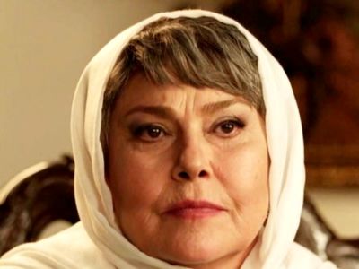  لقب جذاب ترین خانم بازیگر برای «مهرانه مهین‌ترابی» در سال 1365  + چهره اش در اولین فیلم سینمایی‌اش 