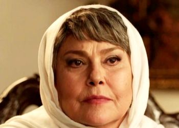  لقب جذاب ترین خانم بازیگر برای «مهرانه مهین‌ترابی» در سال 1365  + چهره اش در اولین فیلم سینمایی‌اش 
