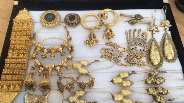 کشف ۶۵ میلیارد ریال طلای سرقتی در بوشهر / 13 باند حرفه ای متلاشی شدند
