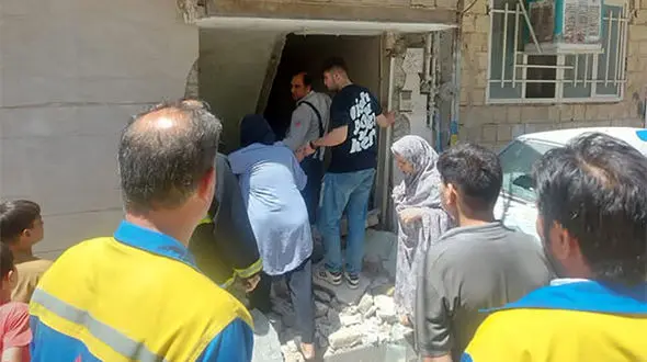 انفجار هولناک یک خانه در خیابان ستاری گلستان  + عکس