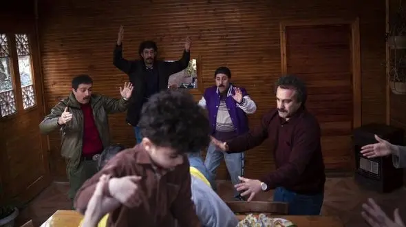 گزارش تصویری از  قسمت 18 سریال پایتخت 7 