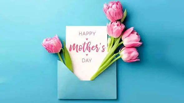 بهترین و مناسب ترین هدایای روز مادر برای مادران 50 ساله