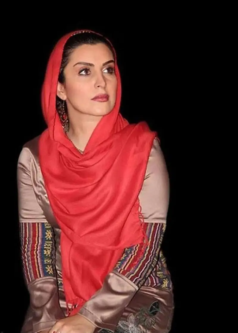 ماه چهره خلیلی 