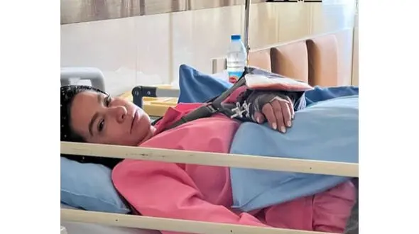  خانم بازیگر مشهور در بیمارستان بستری شد