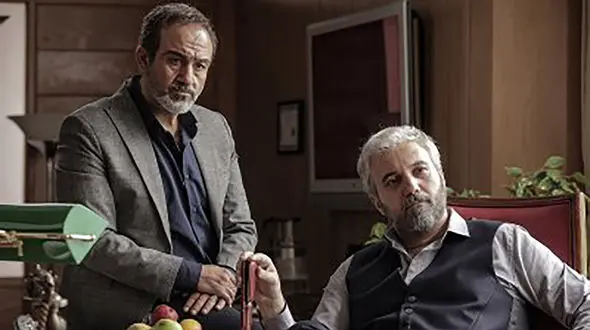 کامبیز دیرباز: امثال طلوعی ها کثافت مطلق هستند! + فیلم