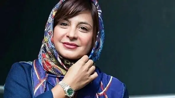 فیلم / واکنش مادر سیما تیرانداز به اجرای تئاتر او در دوران بارداری؛  تو خجالت نمی کشی ؟!