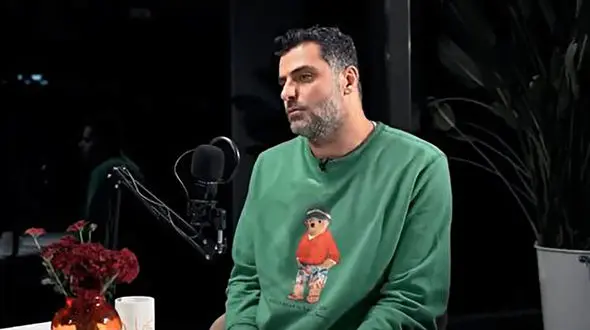 روایت علی ضیا از پرتقال فروشی زیر پل پارک وی