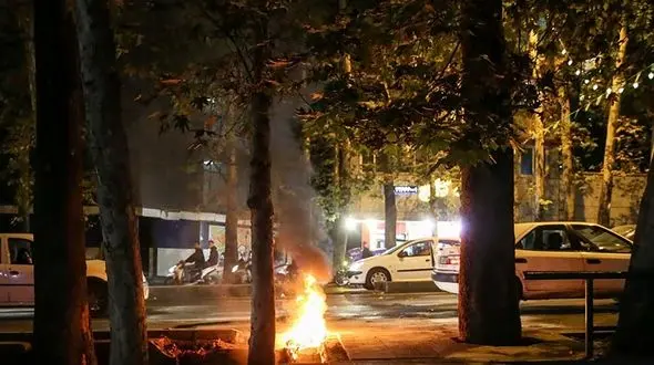 بیانیه کمیته حقیقت یاب حوادث پائیز ۱۴۰۱: 
 ۲۰۲ نفر از مردم جان خود را از دست دادند/ ۹۰ نفر به مقر‌های نظامی و زیرساخت‌ها حمله کرده بودند/ ۱۱۲ نفر هم رهگذر بودند که توسط اغتشاش گران کشته شدند