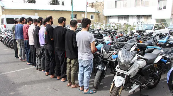 متلاشی شدن باند تبهکار ان حرفه ای در اصفهان