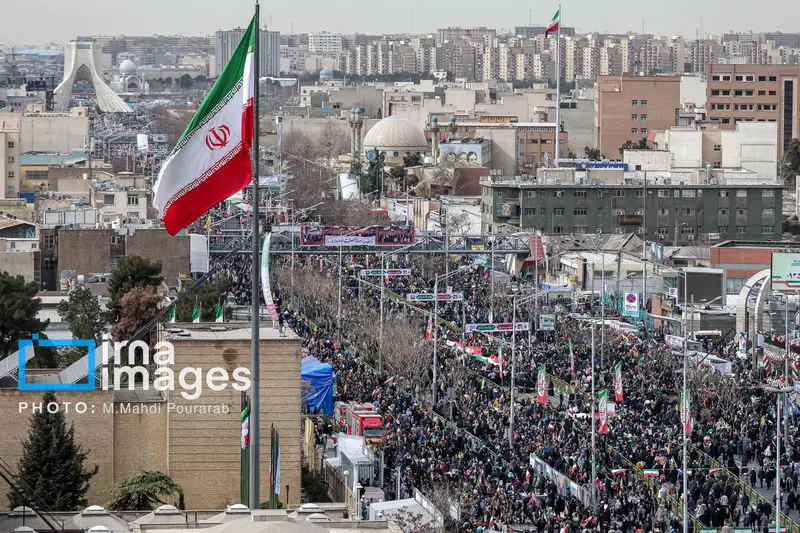 حضور مردم ایران در راهپیماتیی 22 بهمن 1404