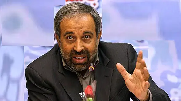 قانون عفاف و حجاب که وحی منزل نیست می توان اصلاحش کرد/اتباع حق تذکر ندارند در هیچ جای قانون
 نیامده! 