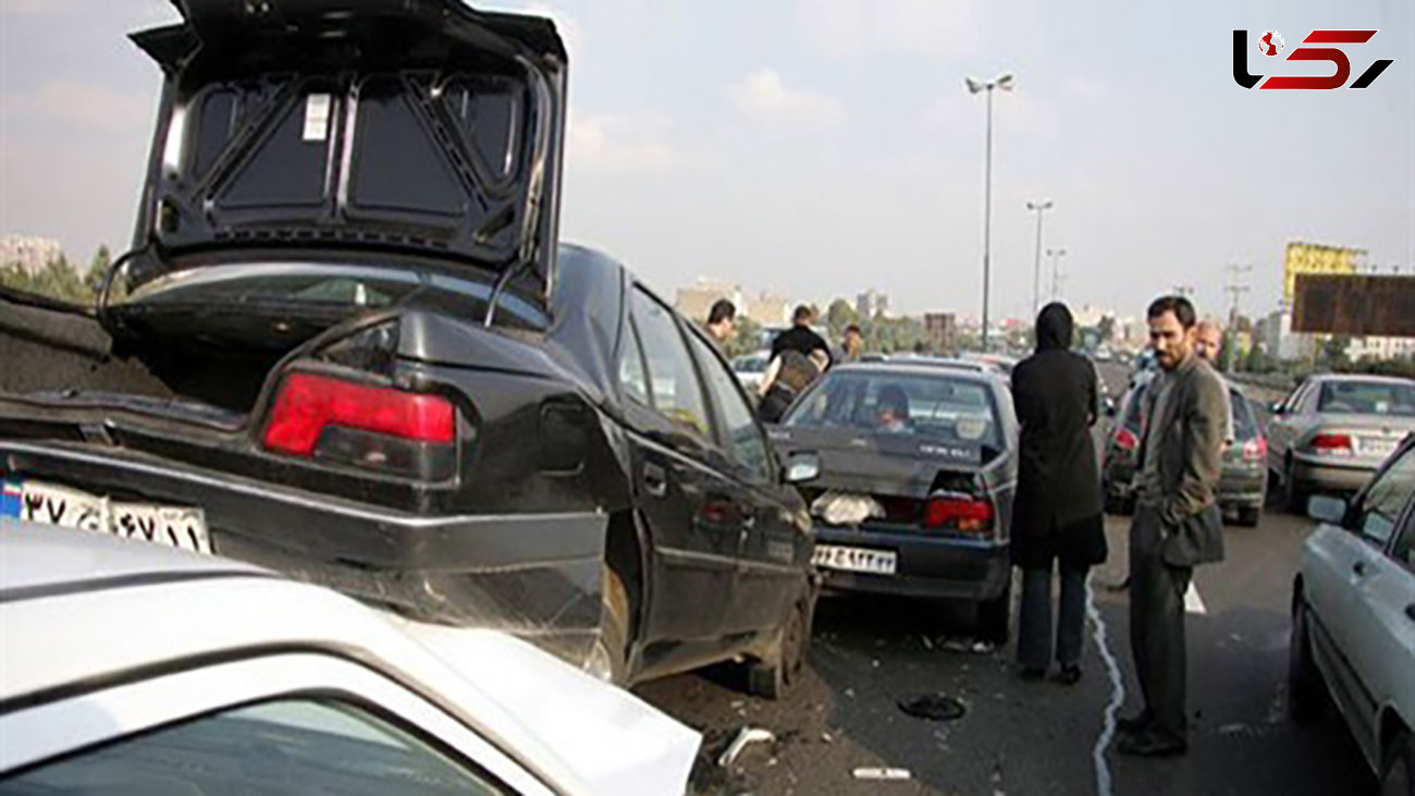 تصادف زنجیره ای در بزرگراه آزادگان / صبح امروز رخ داد