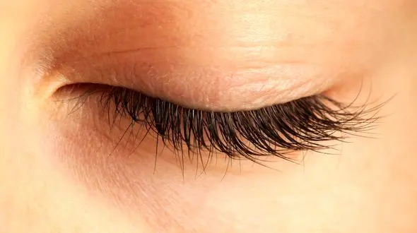 ایده های طلایی  در تقویت مژه ها