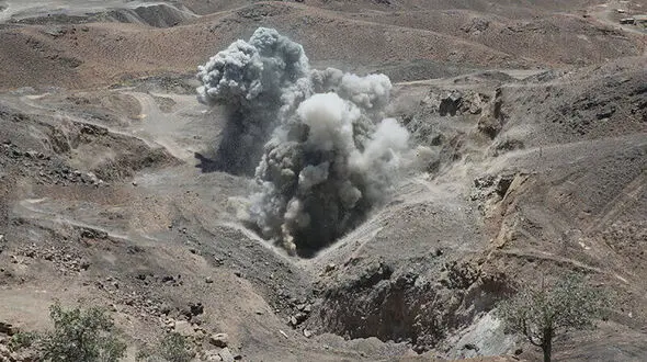 دلیل صدای انفجار عصر دیروز در گناوه مشخص شد / فرماندار توضیح داد