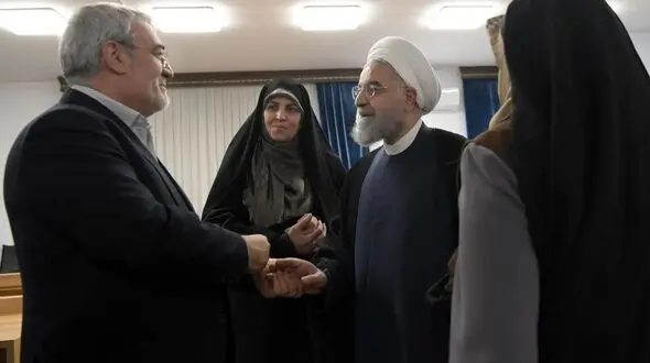 تذکر جدی به سفیر ایران در چین بابت ملاقات با حسن روحانی!