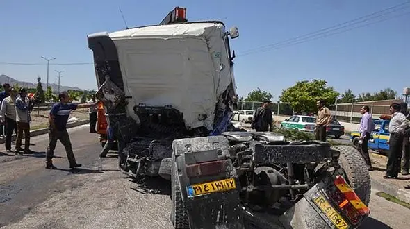 7 قربانی در برخورد مرگبار تانکر گاز / حال 3 نفر وخیم است