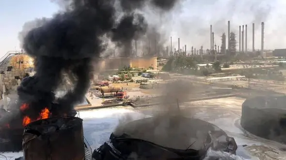 چرا حریق پالایشگاه تهران بر روند توزیع سوخت تاثیر ندارد؟