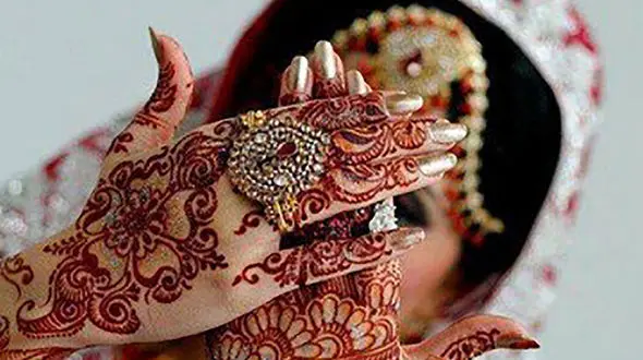 زیباترین عکس از حنابندان یک دختر ترک / همه سرشناس و لاکچری !