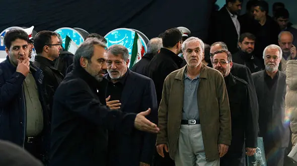 حضور محسن هاشمی در مراسم تشییع آتش نشانان شهید+عکس 