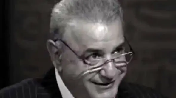 فیلم/ غوغای رشید کاکاوند با رنج عشق؛ دردناکترین شعر ادبیات فارسی، پوربهای جامی، که اگر عشق تجربه کرده باشی با جان و دل حسش میکنی