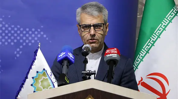 حفظ وگسترش زبان‌فارسی بخشی از دیپلماسی عمومی وزارت خارجه است/ جایزه پارسی‌جان به سخنگوی وزارت خارجه رسید