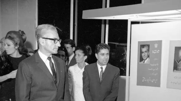 عکس؛ سفر در زمان؛ تفرج «محمدرضا پهلوی» و خانواده اش در سنت موریتز سوئیس؛ سال 1347