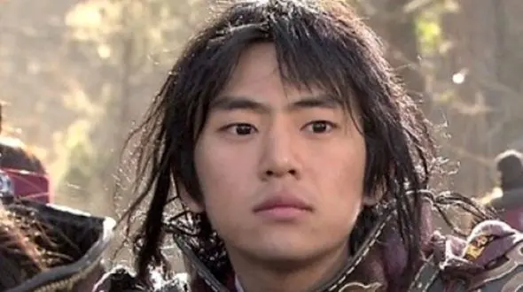 تغییر چهره «یوری» (پسر جومونگ) بعد از 19 سال در 35سالگی اصلا قابل شناسایی نیست