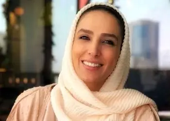 عکس / نگاهی به چیدمان جذاب سفره شب یلدای اصیل و فوق العاده زیبای سوگل طهماسبی