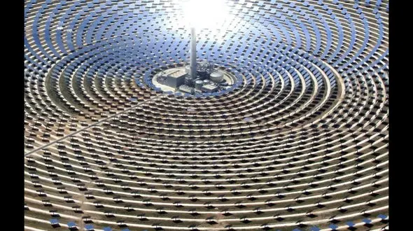 بزرگترین پارک خورشیدی در دبی/بلندترین برج خورشیدی دنیا در دبی ساخته می شود