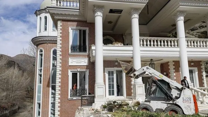 وضعیت ویلای لاکچری شخص معروف پس از تخریب