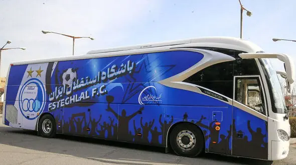 اشک هواداران، اتوبوس استقلال را متوقف کرد
