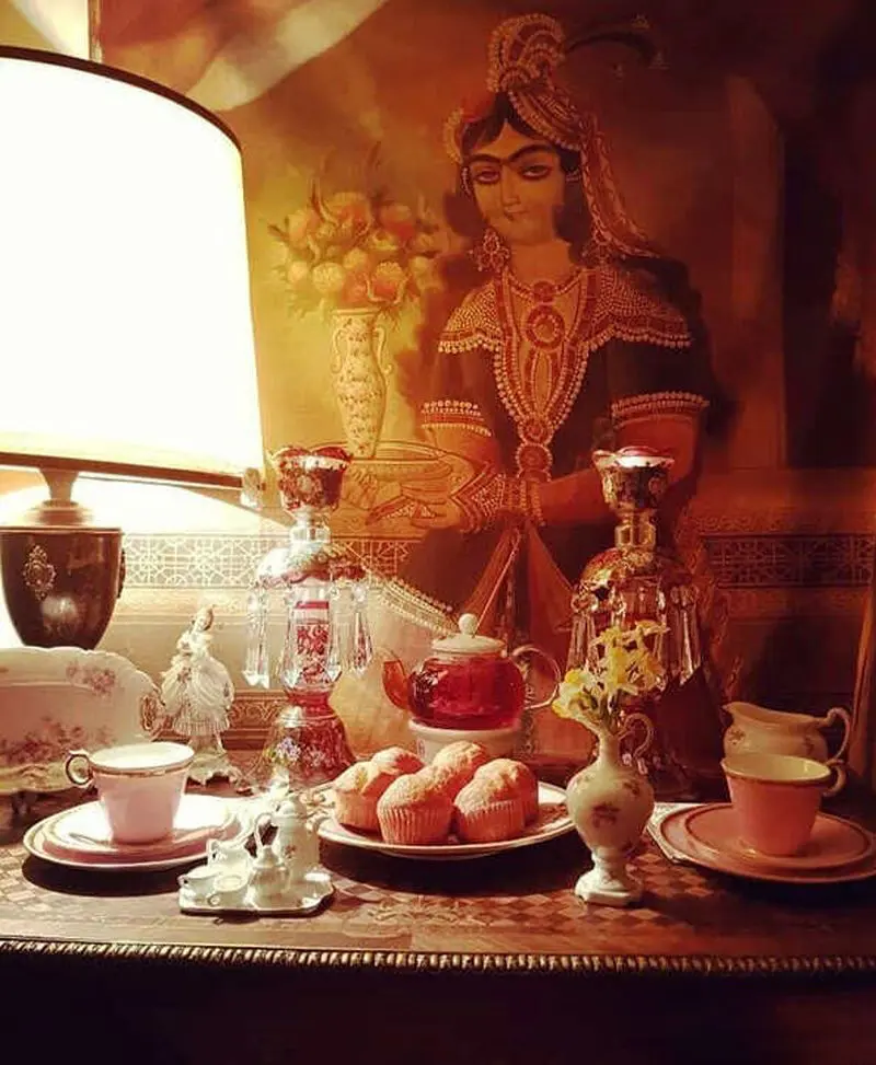 ساره بیات