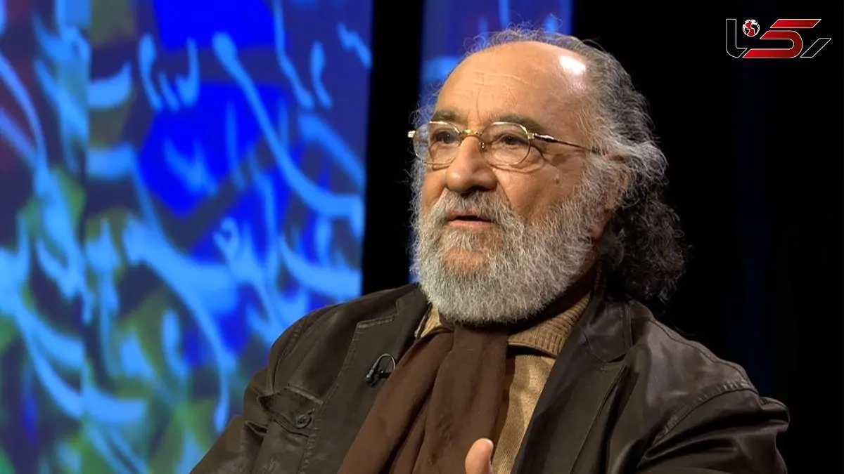 نگاهی به چیدمان میز عزای شیک و بدون تجملات برادر داریوش ارجمند/ دیزاین زیبا با گل، شمع و عکس یادگاری+عکس