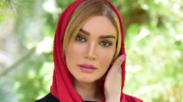 عکس خاص از متین ستوده با گربه خانگی اش 