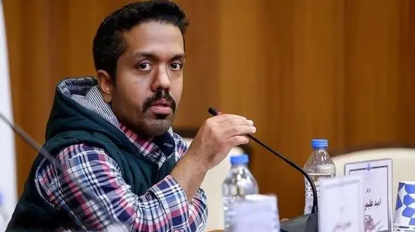 ناپدید شدن امید علیمردانی بازیگر سریال ستایش در چین / واکنش امید علیمردانی به جنجال ویدئوی نماز بر روی دیوار چین + ویدیو