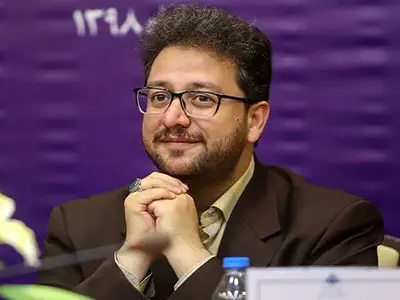 واقعیت فیلم رقص سید بشیر حسینی در کنار دختران نامتعارف / مردی که با آبروی آقای دکتر بازی کرد !